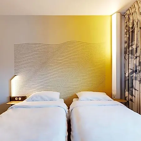Hotel Reims Bezannes 2*