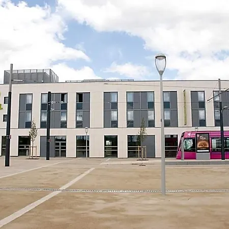 Reims Bezannes Hotel Tinqueux