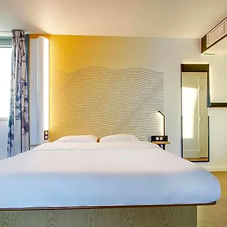 Hotel Reims Bezannes 2*