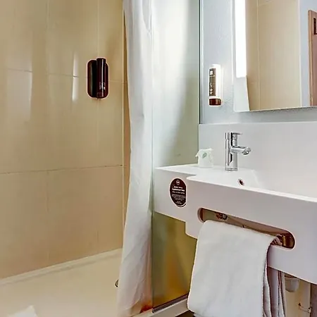 Reims Bezannes Hotel Tinqueux